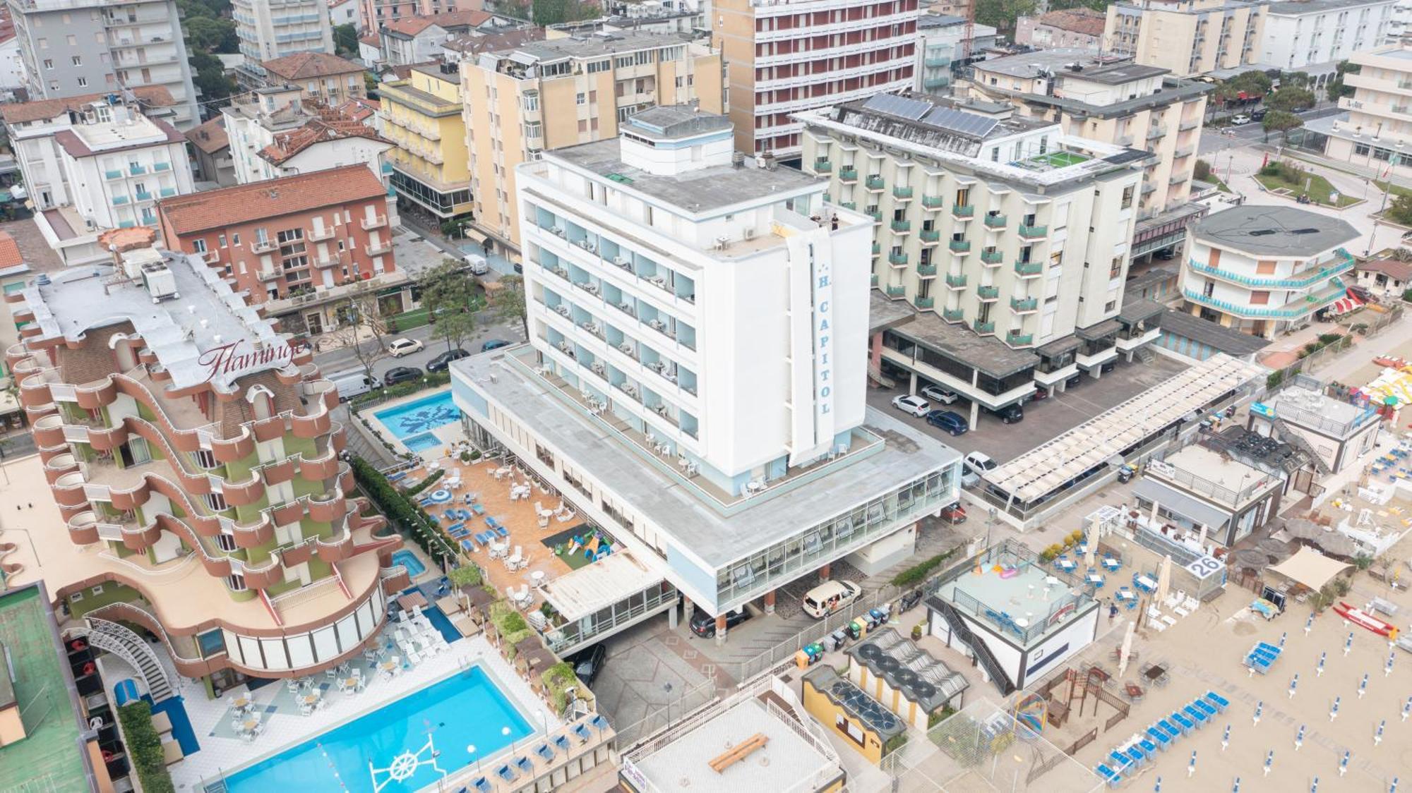Hotel Capitol 加提欧马里 外观 照片